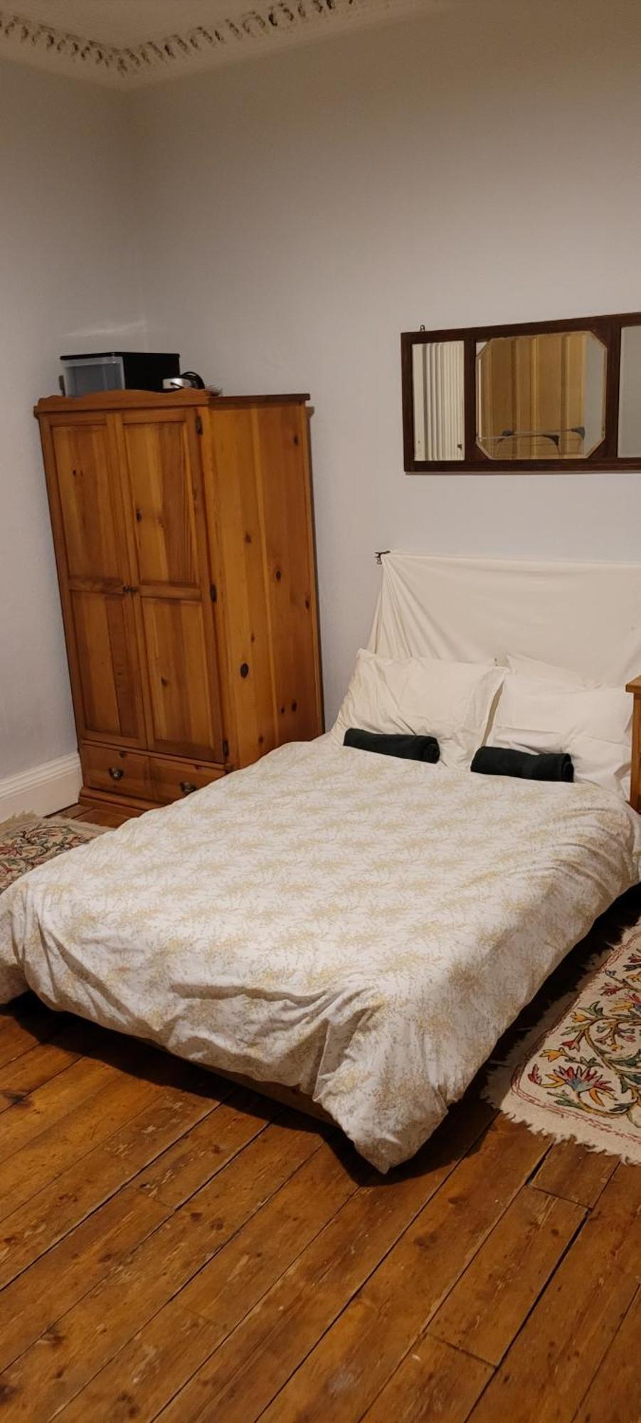 City Centre Flat - Sleep Upto 4 EDI Room photo
